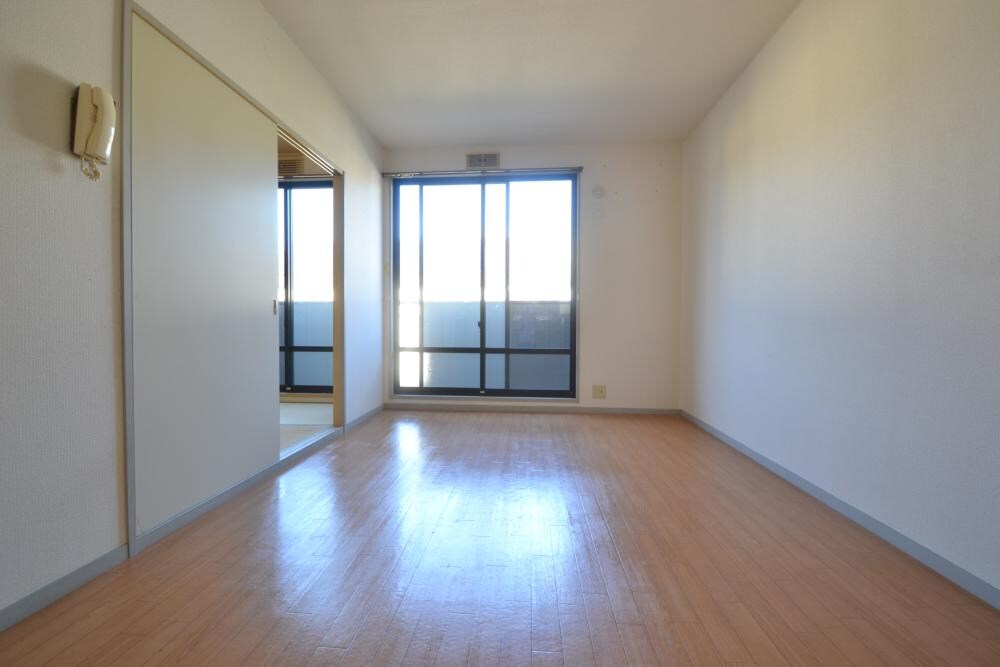 サンライズ立花ハイツの物件内観写真