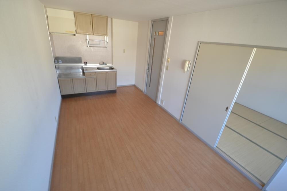 サンライズ立花ハイツの物件内観写真