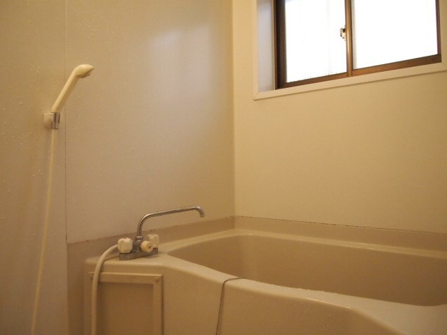 住吉ハイツ6号棟の物件内観写真