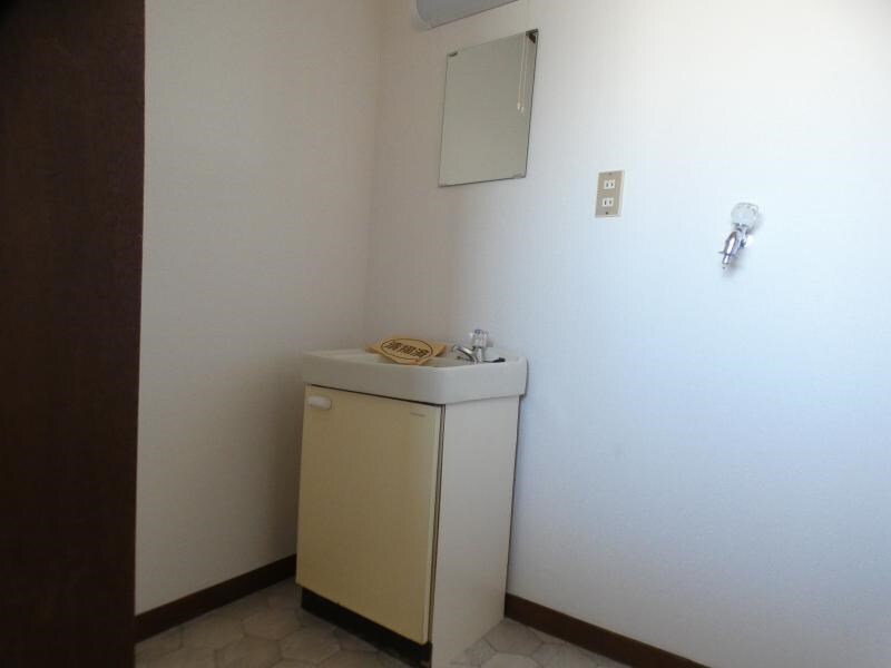 井上コーポ（浜町）の物件内観写真