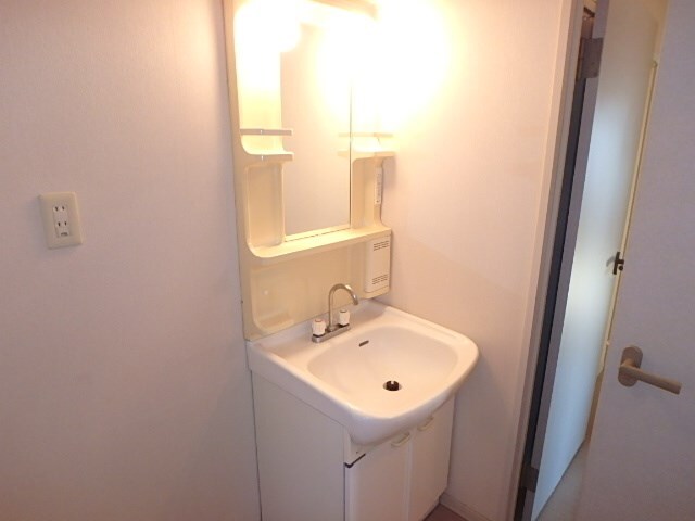 シャルマンハイツ　Aの物件内観写真