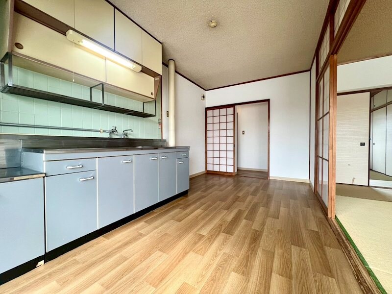 西村ビルの物件外観写真