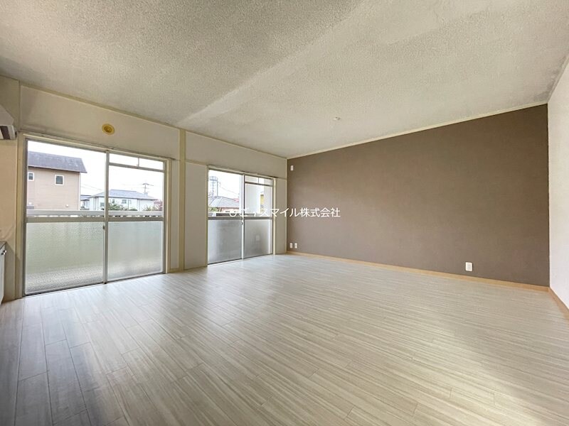 西村ビルの物件外観写真