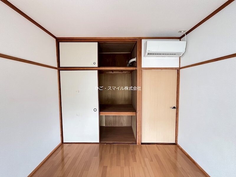 保田窪5丁目貸家の物件内観写真