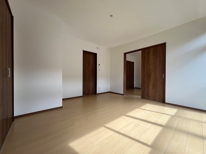 長嶺小学校入口 徒歩5分 2階の物件外観写真