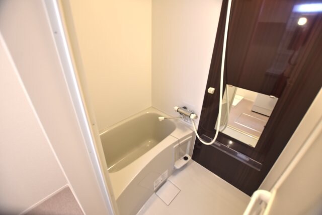 Laugh Tale 2番館の物件内観写真