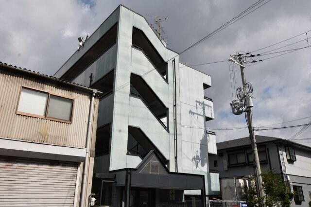 コレクション北巽の物件外観写真