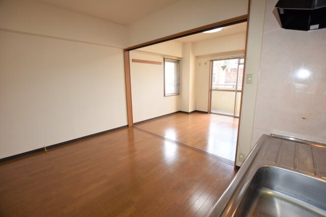 ビビッドフィールド大阪の物件内観写真