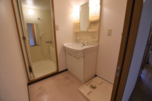 ビビッドフィールド大阪の物件内観写真