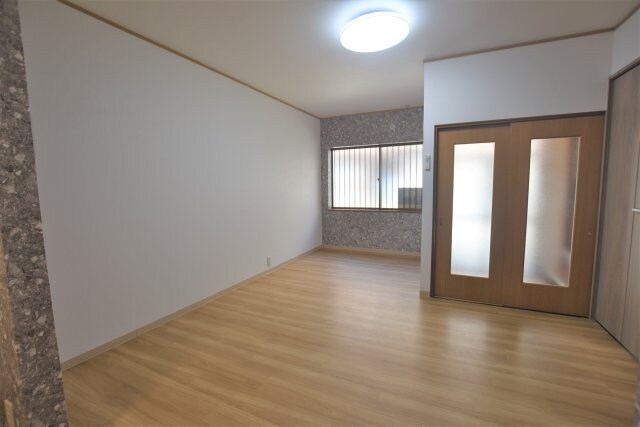 田島2丁目2階建て貸家の物件内観写真