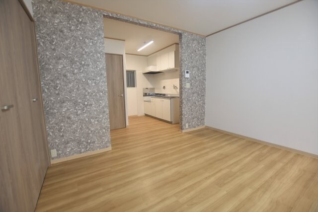 田島2丁目2階建て貸家の物件内観写真