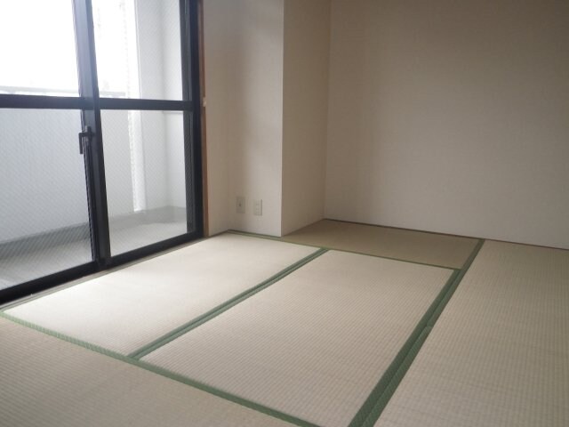 エレガンス巽の物件内観写真