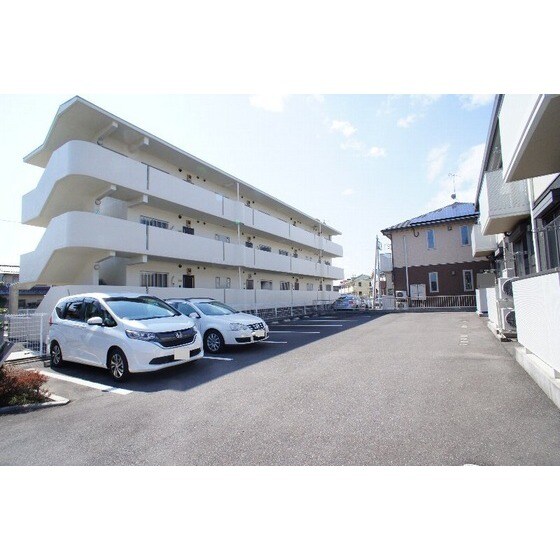 アンビエラの物件外観写真