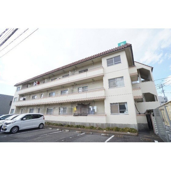 ハイツクレインの物件外観写真