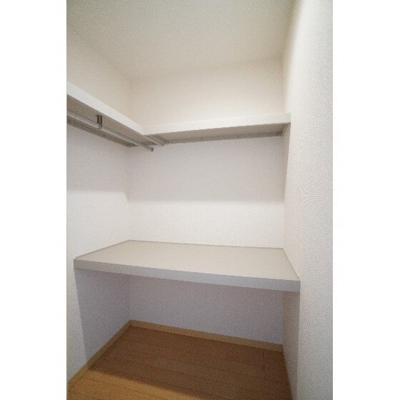 ヴィラ・ポレールＡＢＣの物件内観写真