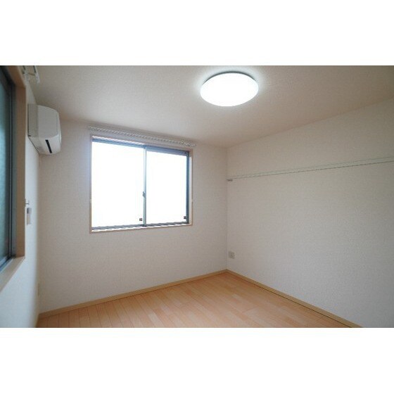 ヴィラ・ポレールＡＢＣの物件内観写真