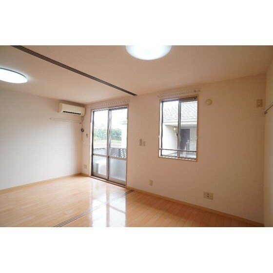 ヴィラ・ポレールＡＢＣの物件内観写真