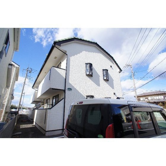 グリーンヴィラの物件外観写真