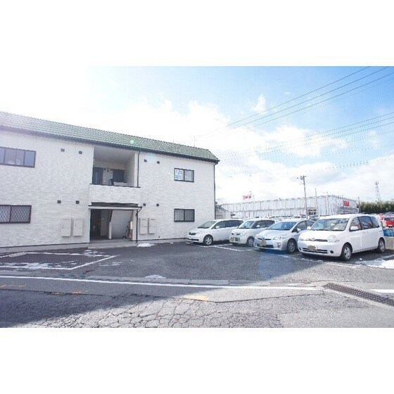 グリーンヴィラの物件外観写真