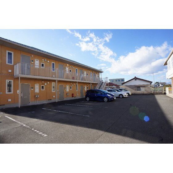 フォレスタの物件外観写真