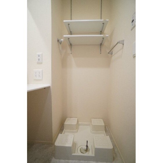 ジュネス稲荷塚の物件内観写真