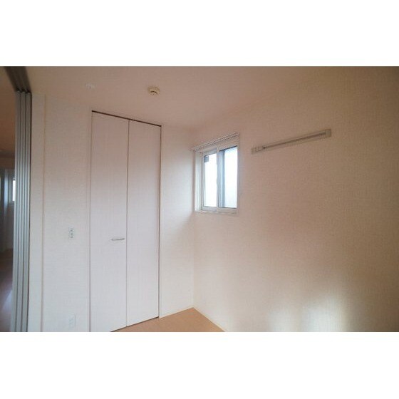 ジュネス稲荷塚の物件内観写真