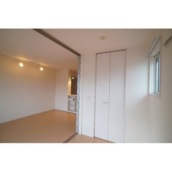 ジュネス稲荷塚の物件内観写真