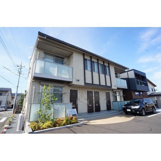 エクセージュの物件外観写真