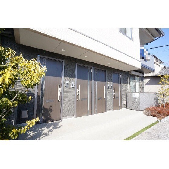 フルラージュの物件外観写真