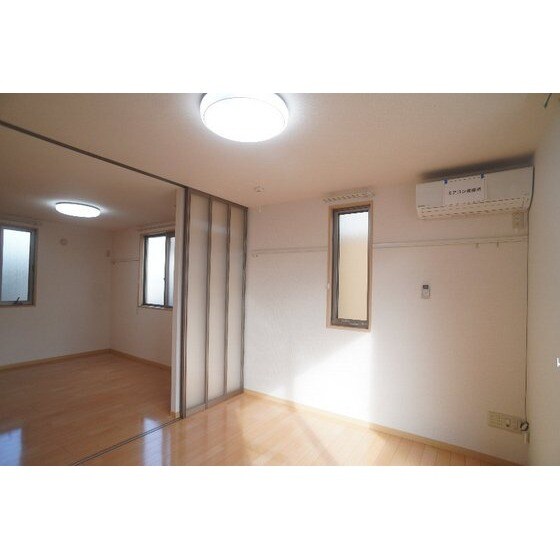 ガル・ウイングの物件内観写真