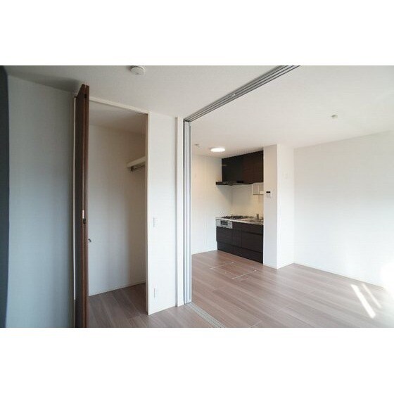 スピネルの物件内観写真