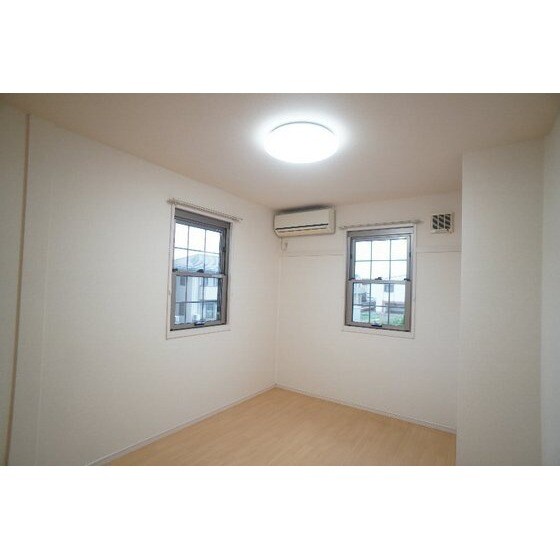 カーサドマーニの物件内観写真