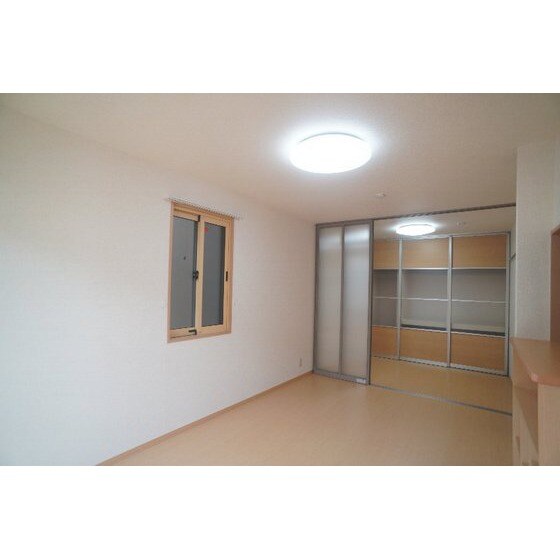 ルミエール大友の物件内観写真