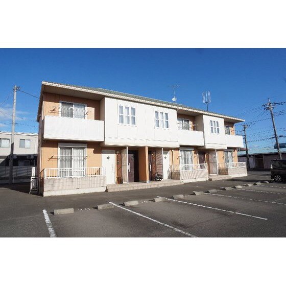 イーストフィールドの物件外観写真