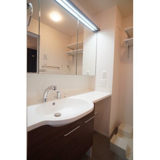 クロッシア三河町の物件内観写真