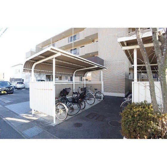 オーネストマンションの物件内観写真