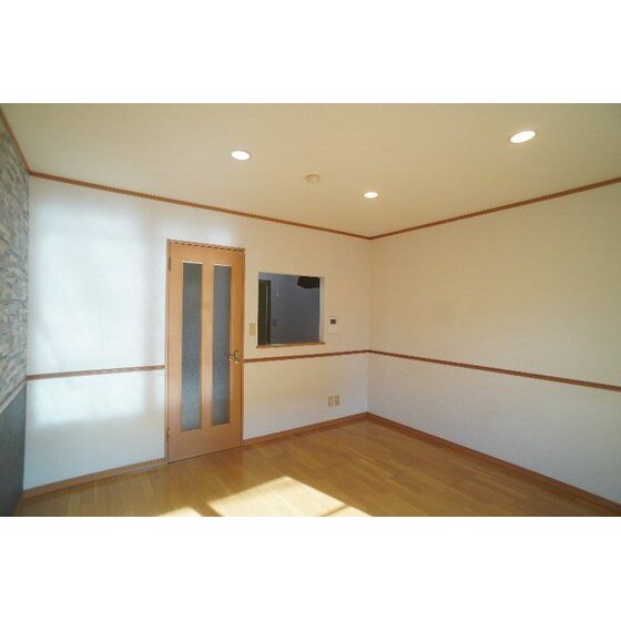 ラ・フレイズⅡの物件内観写真