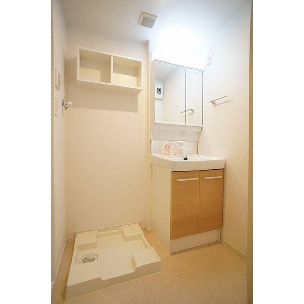 ブック　フィールドⅡの物件内観写真