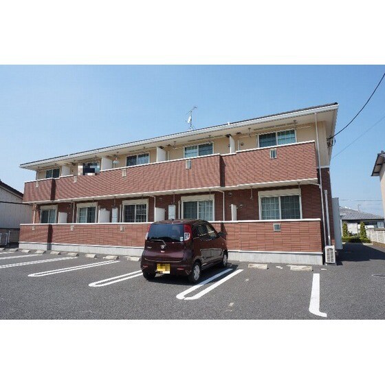 ジェルメの物件外観写真