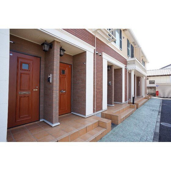 ジェルメの物件外観写真