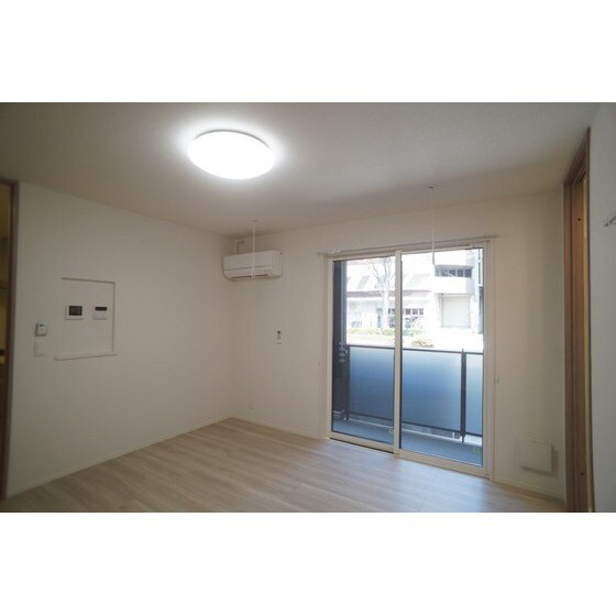 Ｄ－ＲＯＯＭ千代田町の物件内観写真