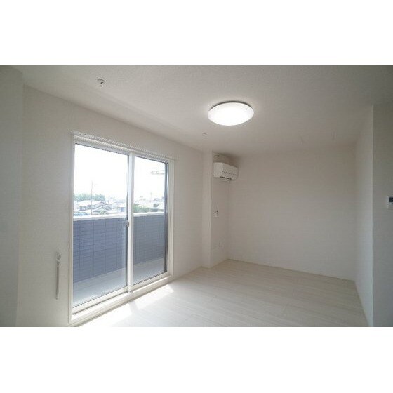 カスタリアⅦの物件内観写真