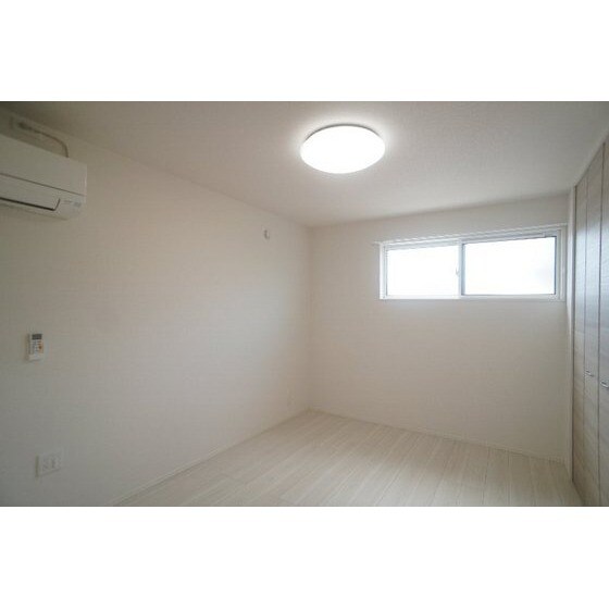 カスタリアⅦの物件内観写真