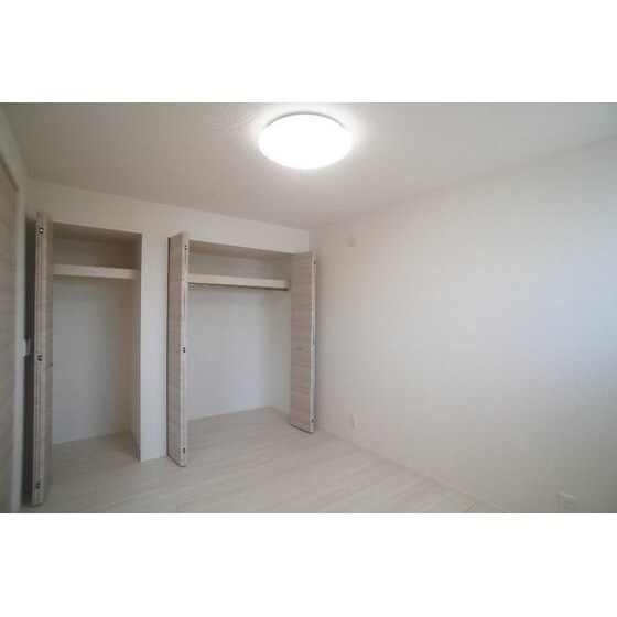 カスタリアⅦの物件内観写真