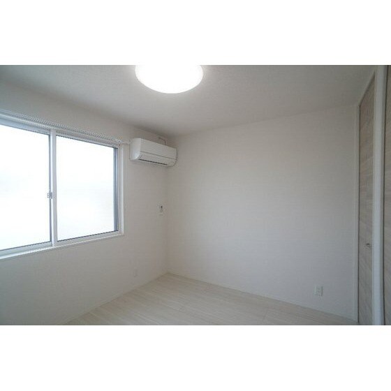 カスタリアⅦの物件内観写真