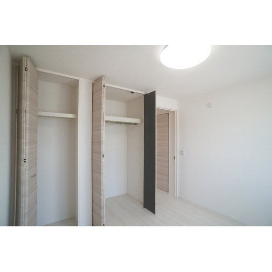 カスタリアⅦの物件内観写真