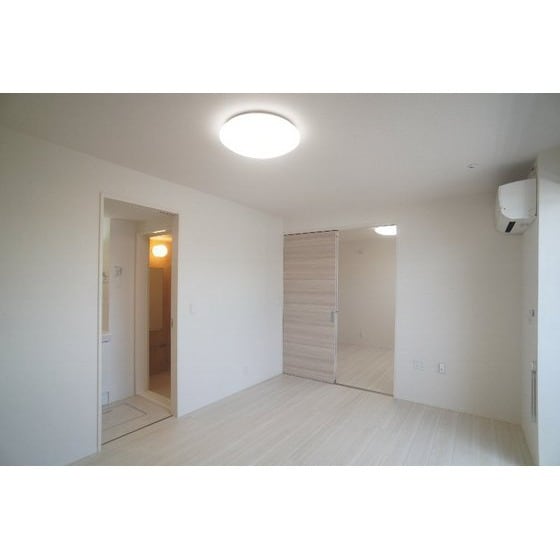 カスタリアⅦの物件内観写真