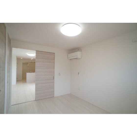 カスタリアⅦの物件内観写真