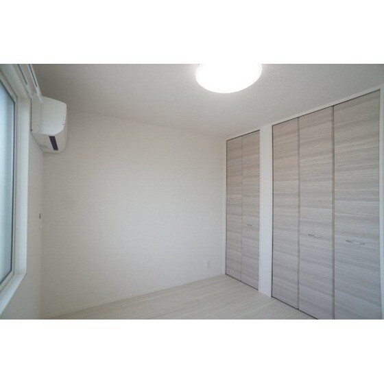 カスタリアⅦの物件内観写真