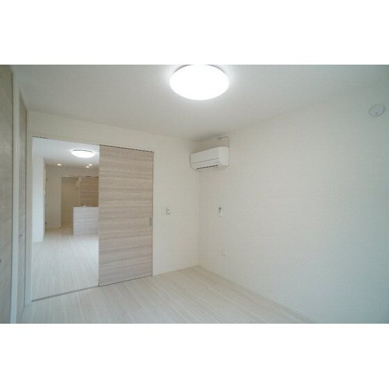 カスタリアⅦの物件内観写真